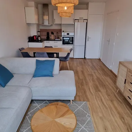 Les Toits De - Parking